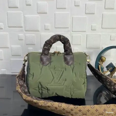 Bag 2201DJ0001 LV 0629